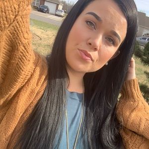 Meet your Posher, Deserae